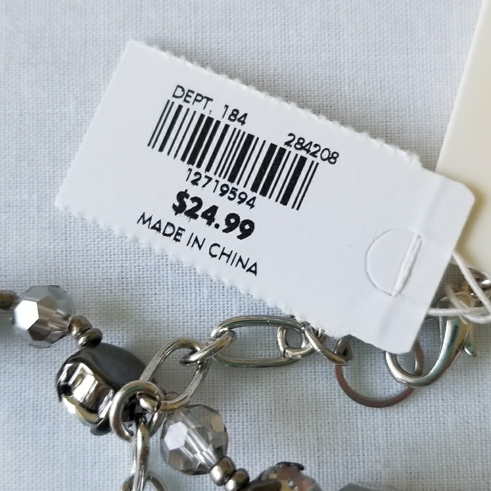 LOFT Necklace - Picture 6 of 6